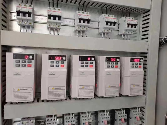 Convertitore di frequenza dedicato Simphoenix 2.2KW DL100-4T0022B per macchine di incisione